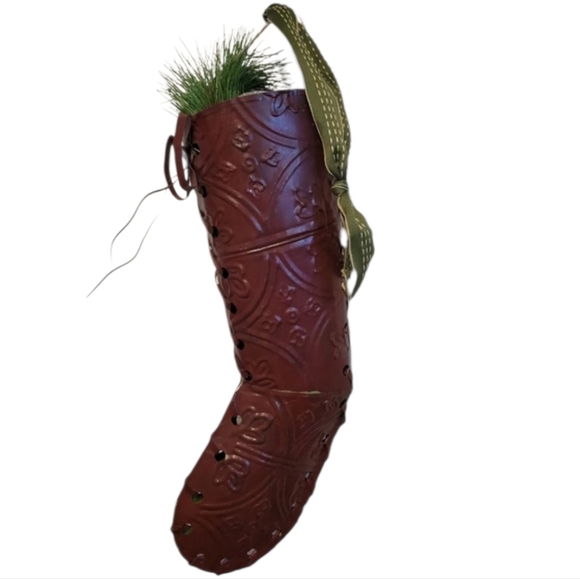 Metal Stocking Wall Pocket for Holiday Winter Primitive Decor Door Hanger - Picture 1 of 9